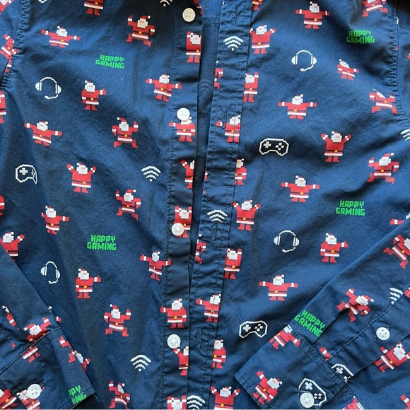 Gaming Holiday Button Down Shirt 🎅🏻🎮 - Picture 2 of 3